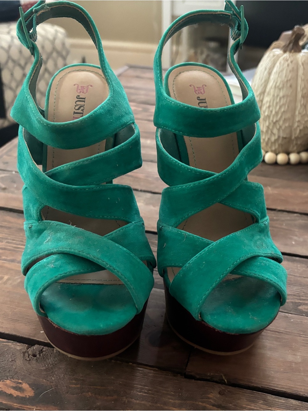 JustFab Emerald Green Suede Crisscross Platform Sandals